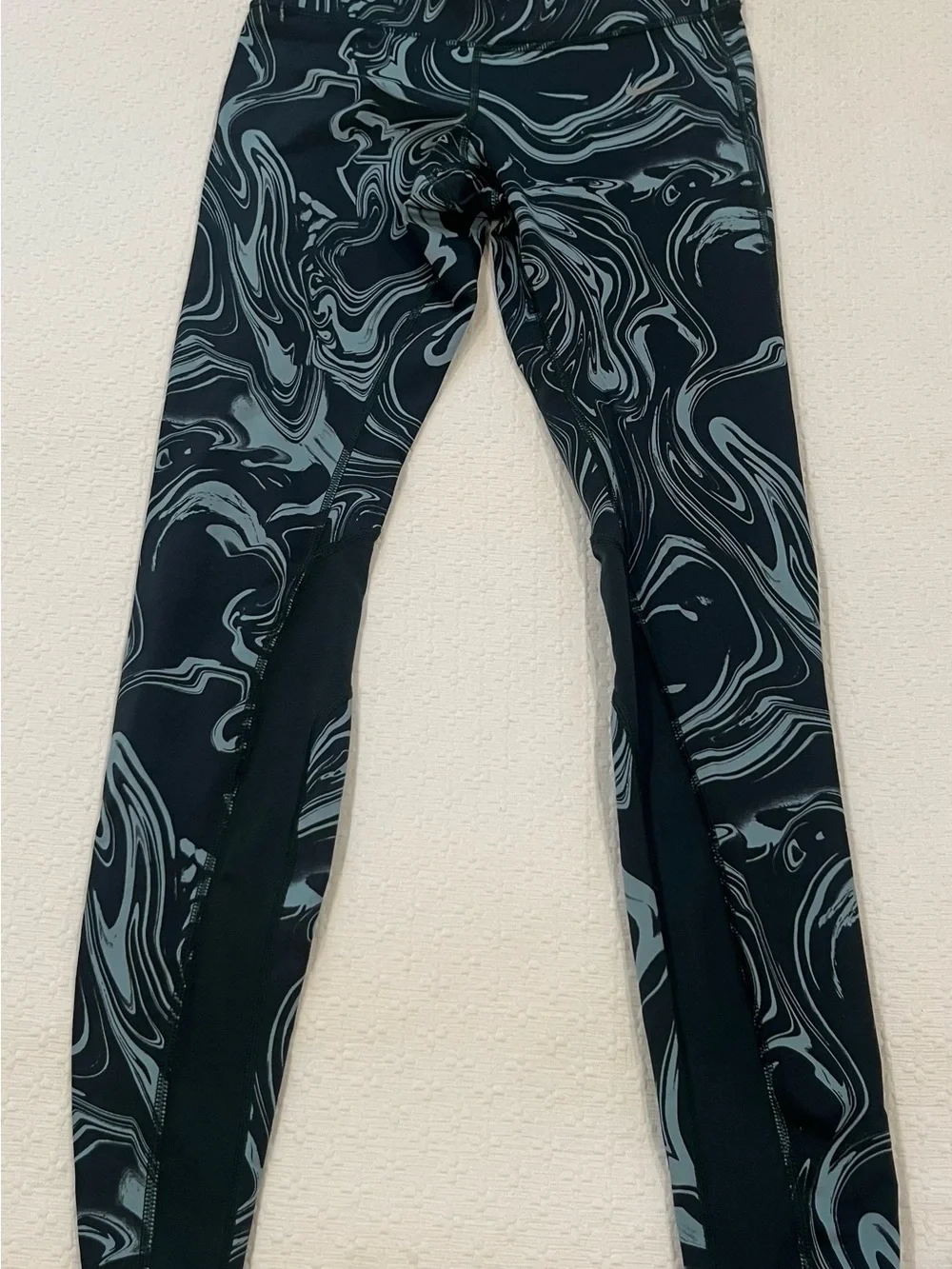 Nike Dri-fit Women’s Black & Gray Swirl-Print Leggings
